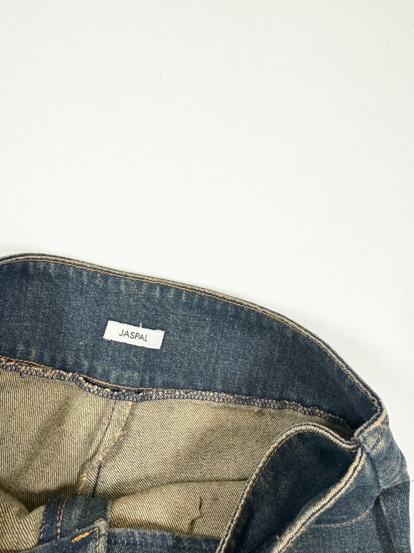 Buckle Flared Jeans