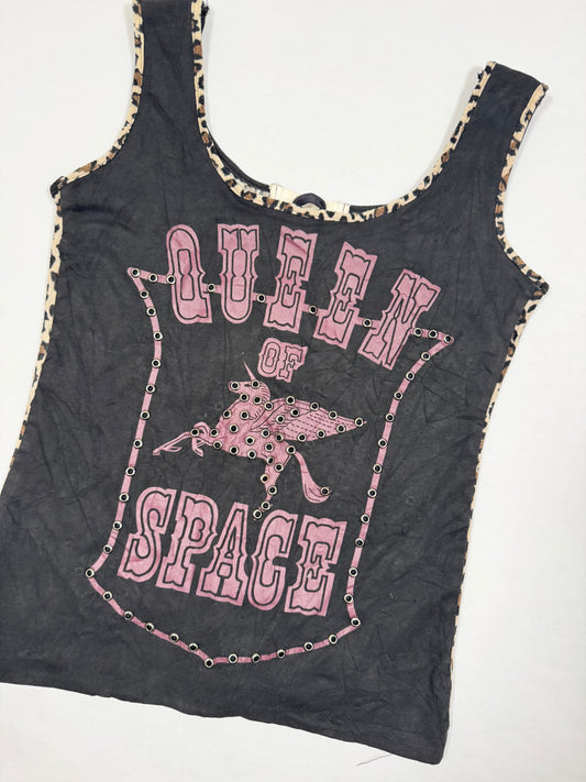 Queen of Space Tank ♡ Size M