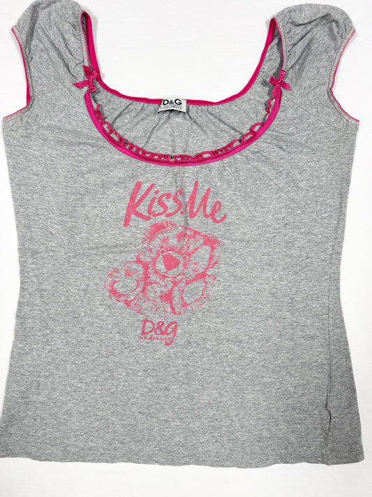D&G Kiss Me Teddy Tee ♡ Size M