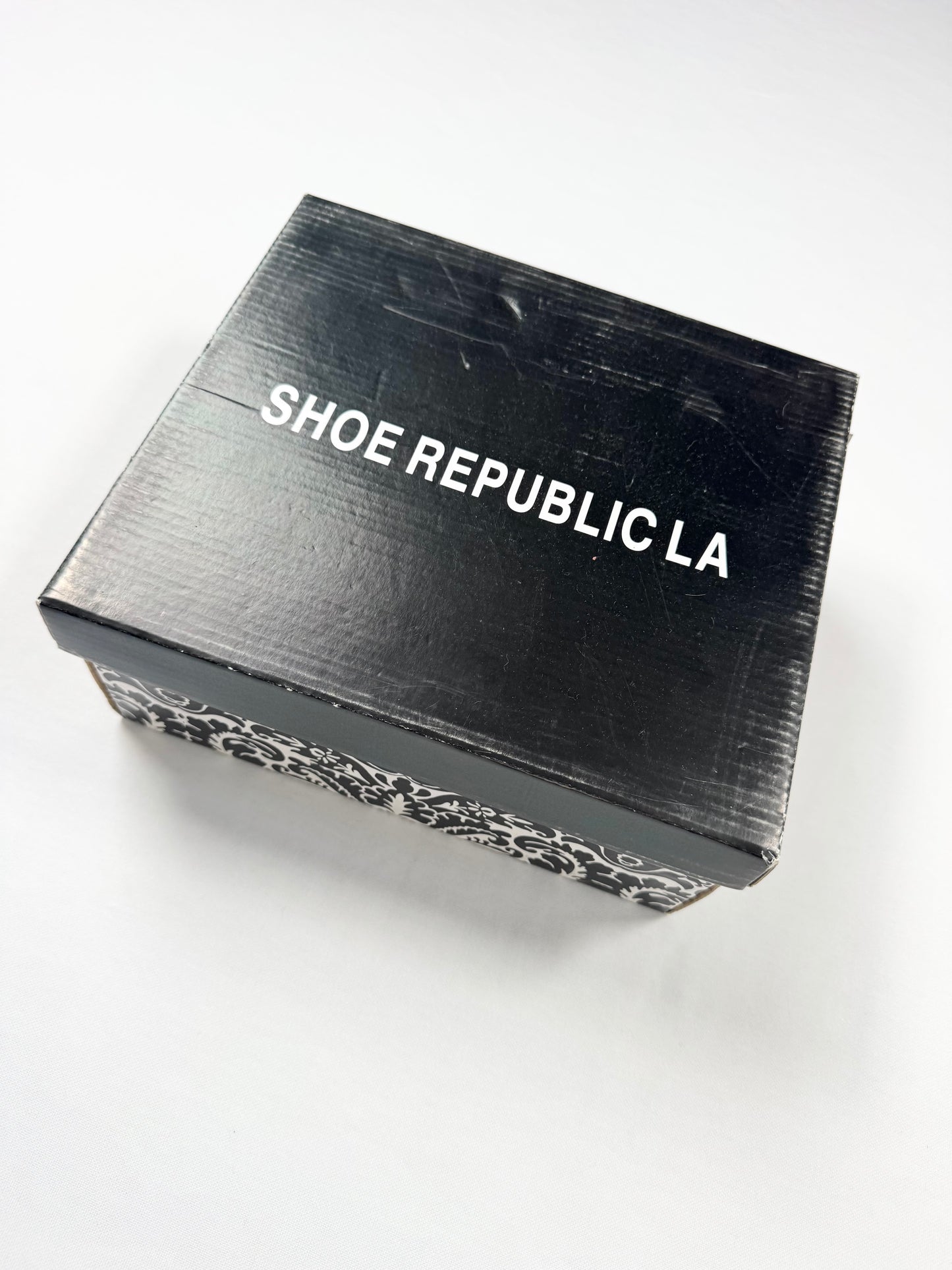Shoe Republic LA Yellow Studded Heels ♡ 7