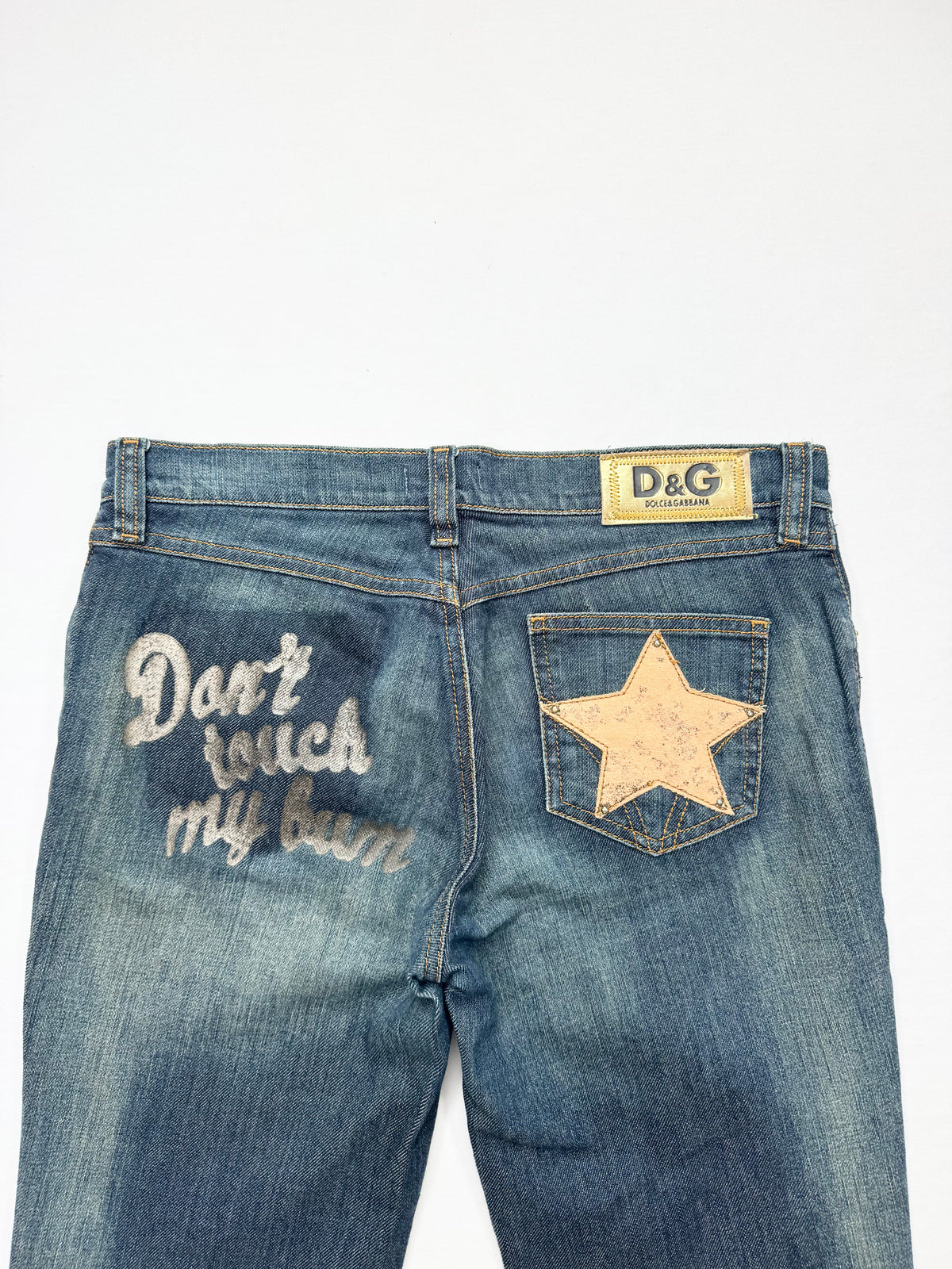 D&G “Don’t Touch My Bum” Jeans ♡ 28”