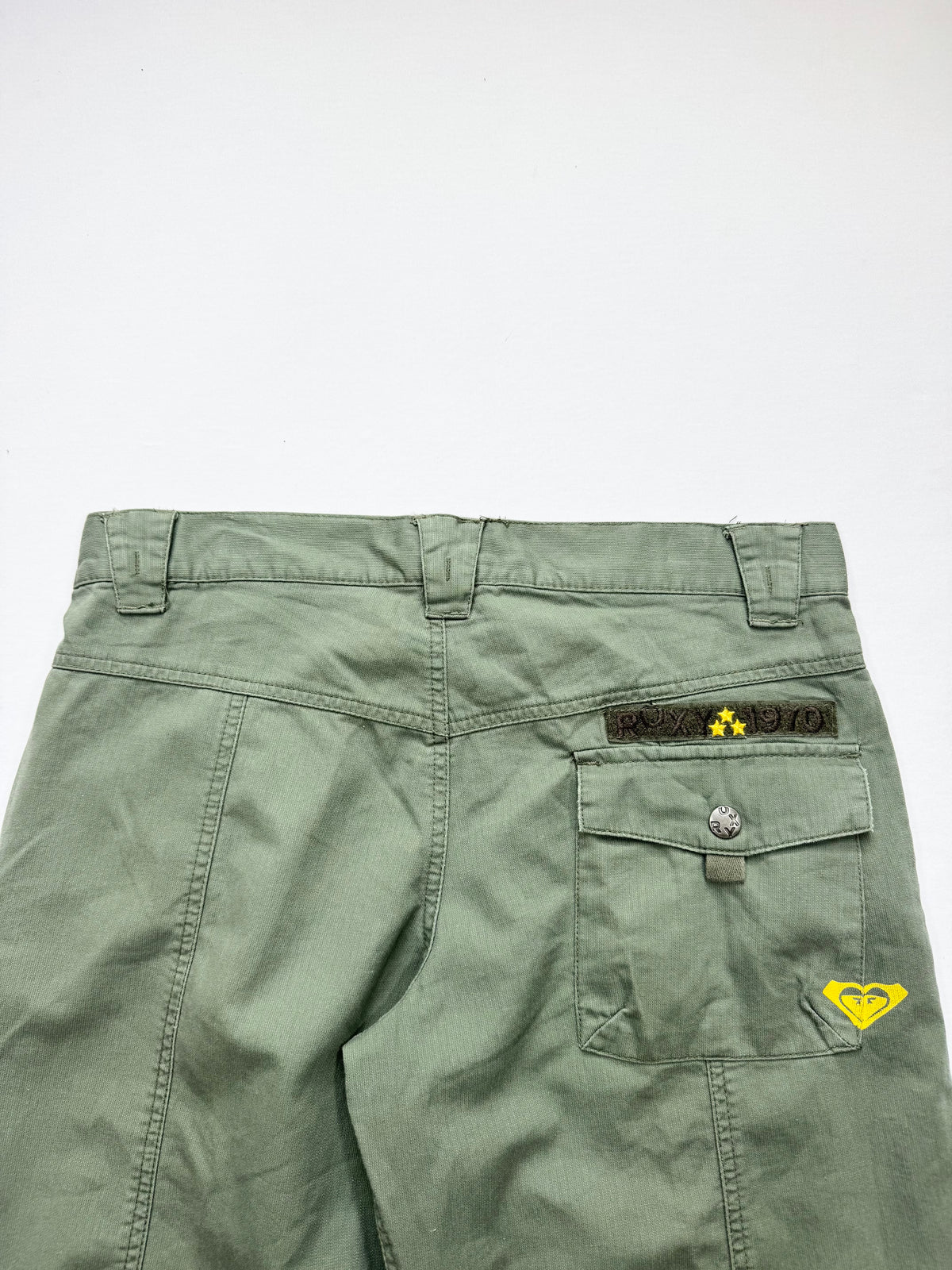 Roxy Khaki Cargo Pants ♡ M