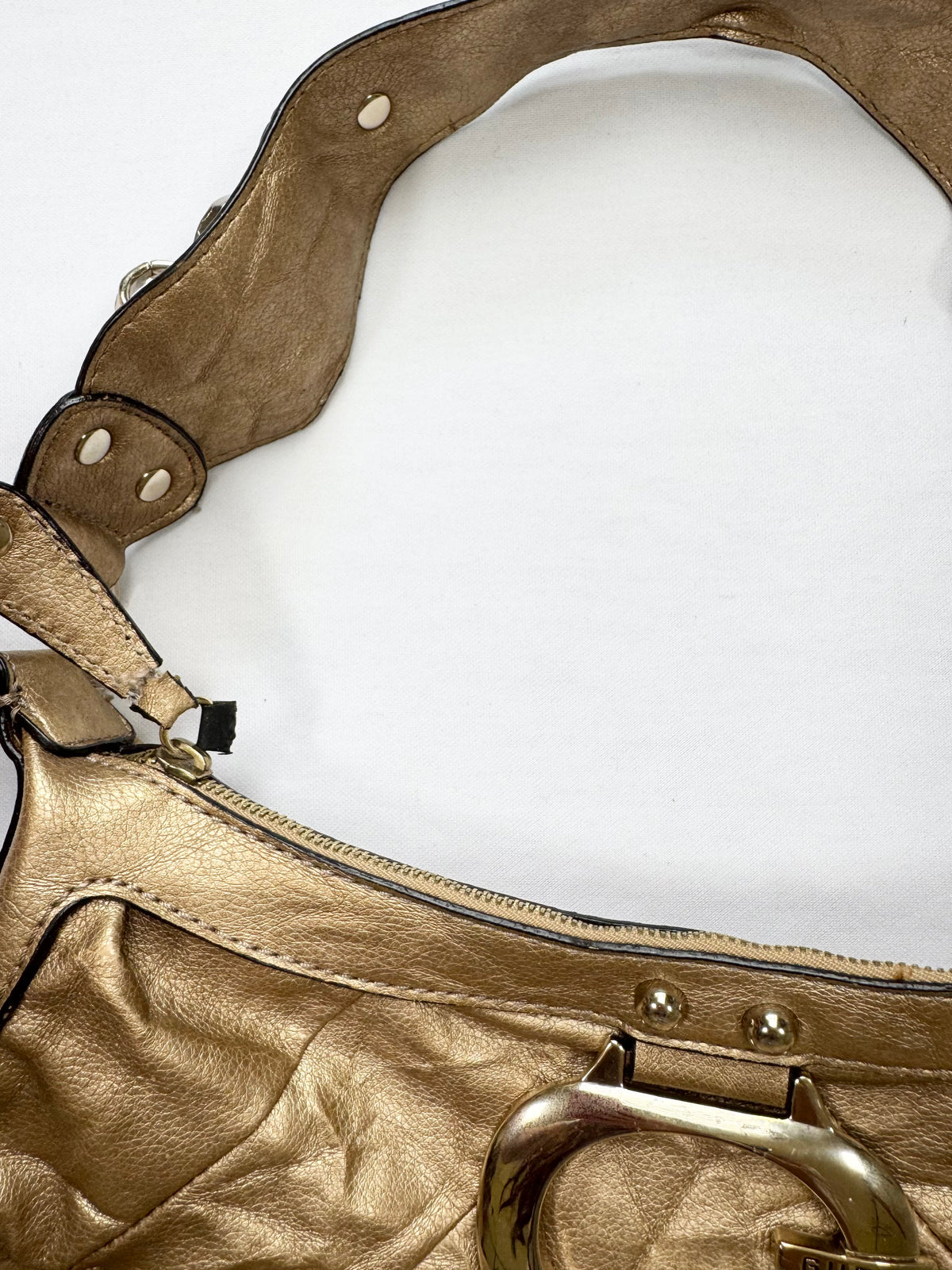 Gold Guess Bag ♡