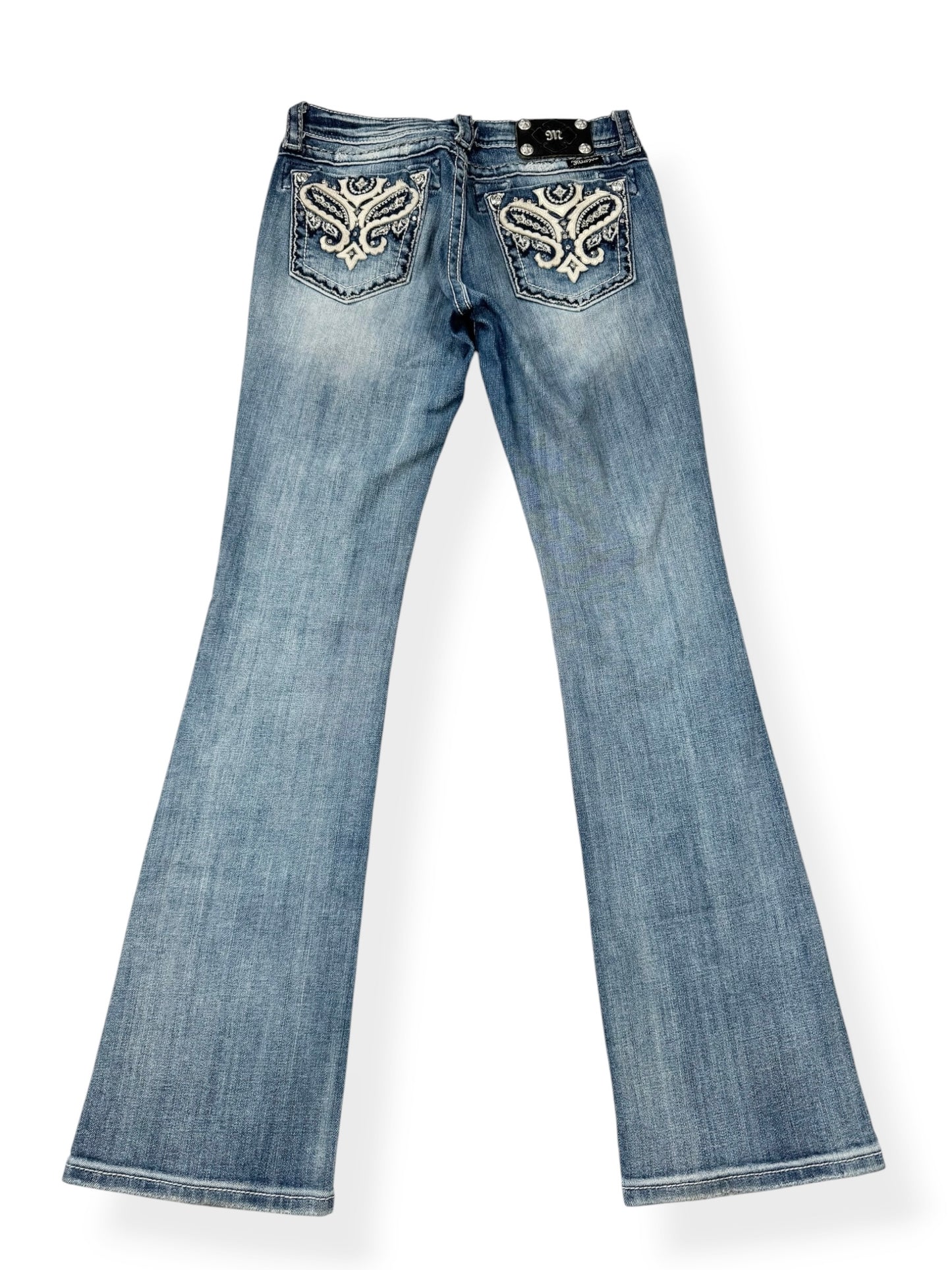 Miss Me Flared Jeans ♡ 28”