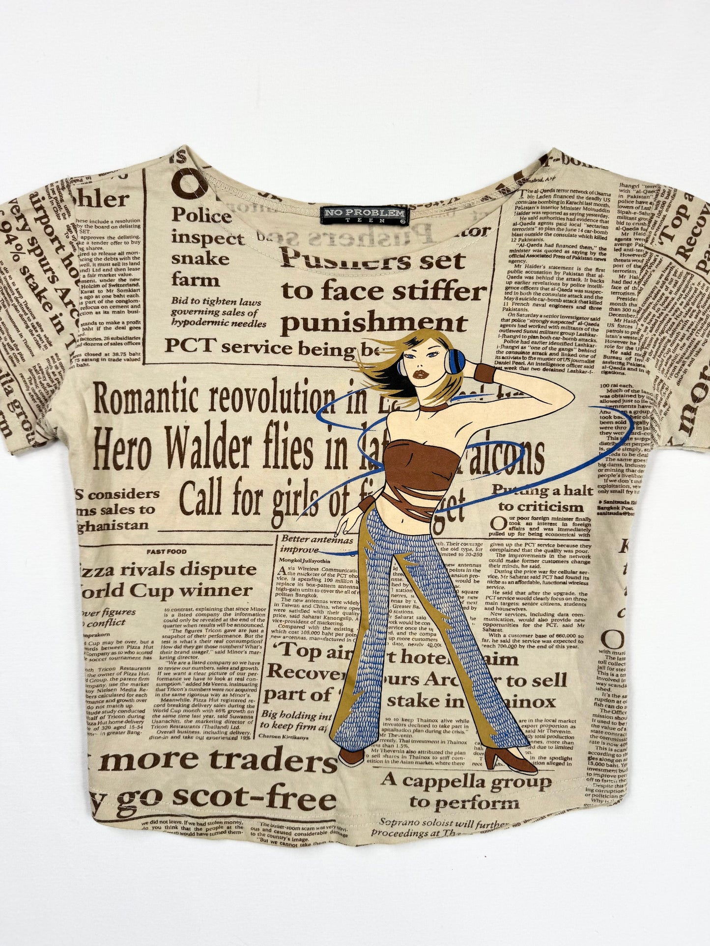 Newsprint Girl Tee ♡ S