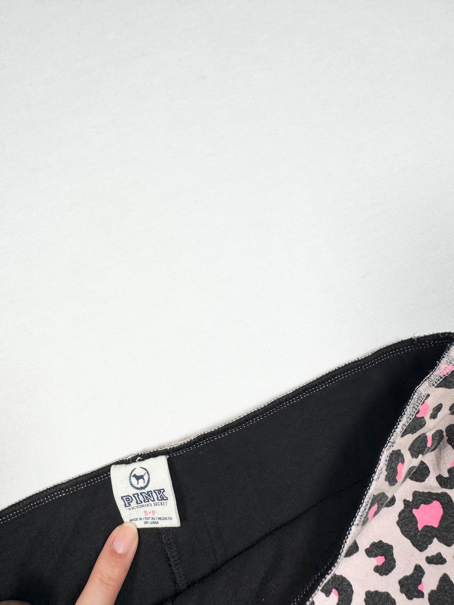 LOVE PINK Fold Over Shorts ♡ Size S