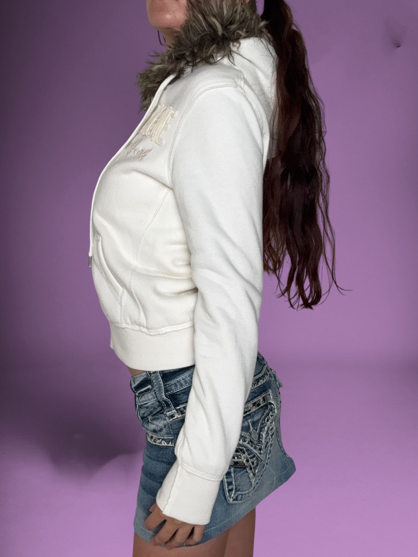 White Abercrombie Fur Hood Jacket ♡ S