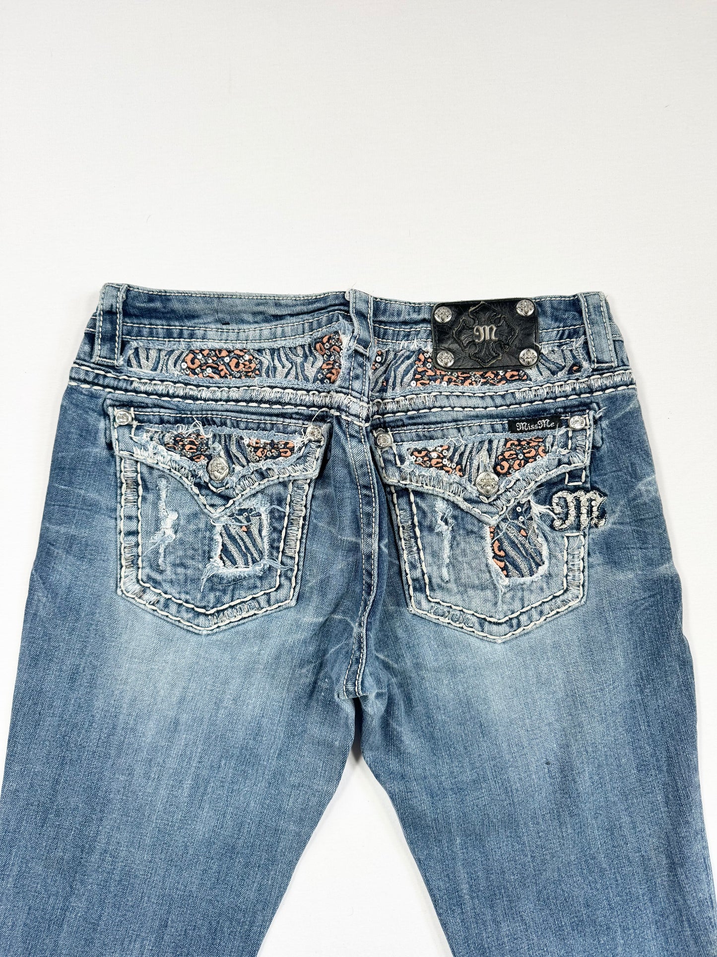 Miss Me Animal Print Flared Jeans ♡ 32”