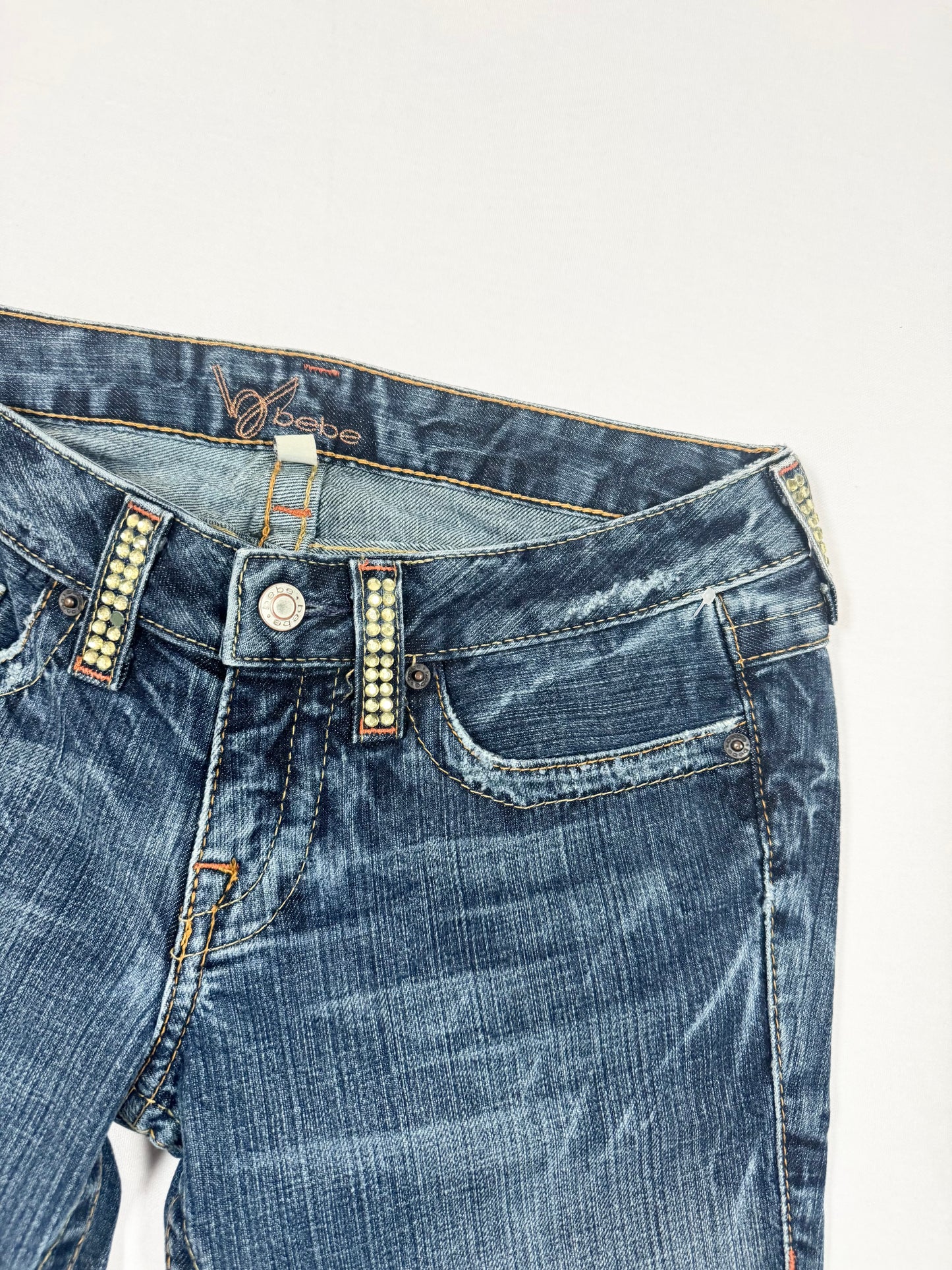 Bebe Diamante Jeans ♡ 28”
