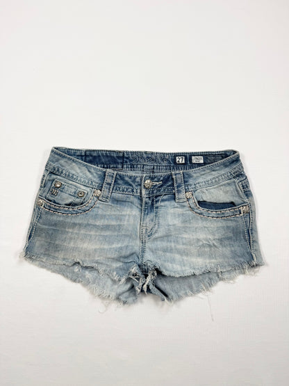 Miss Me Cross Shorts ♡ 27”
