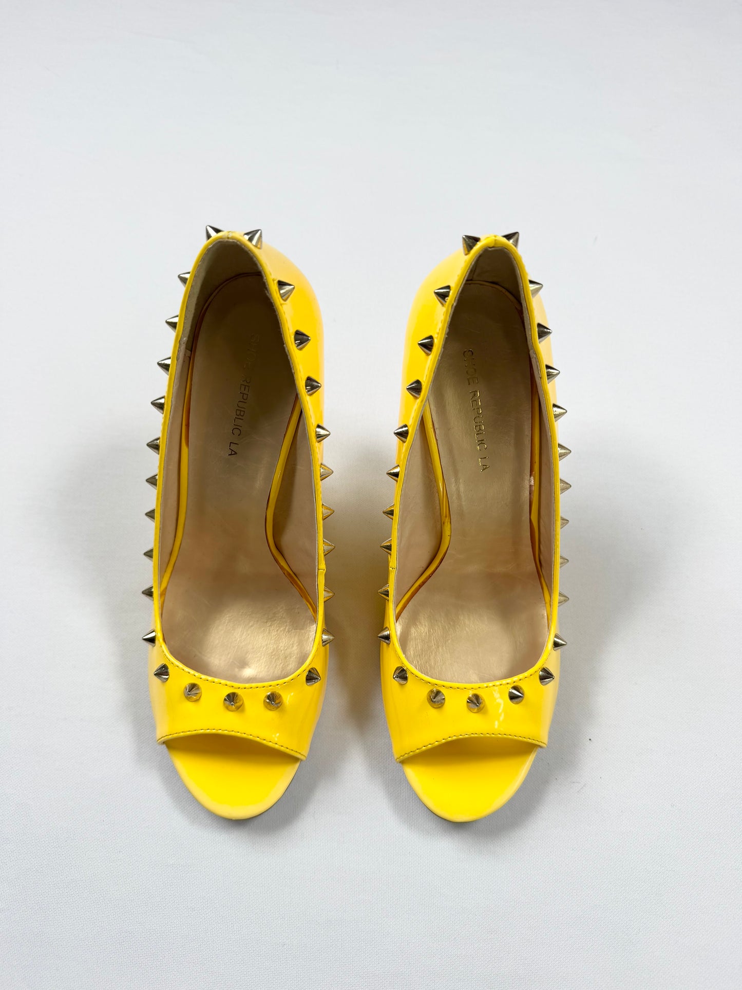 Shoe Republic LA Yellow Studded Heels ♡ 7