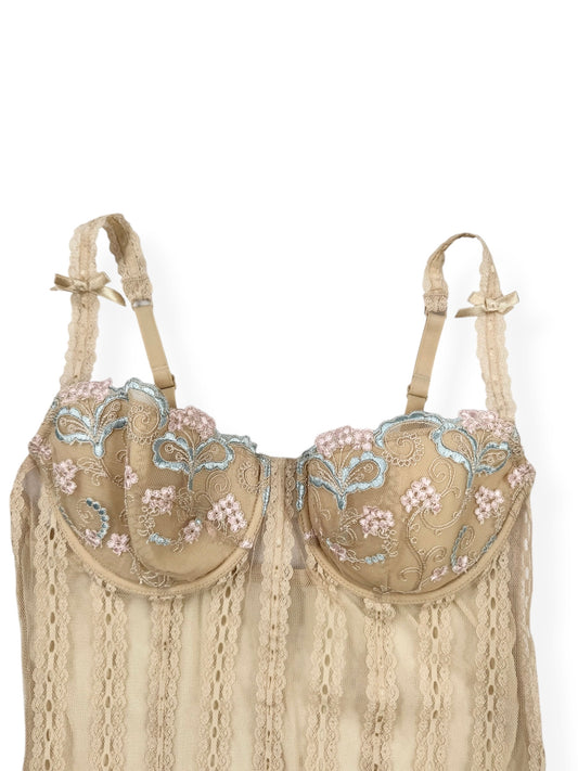Beige Lace Cami ♡ S
