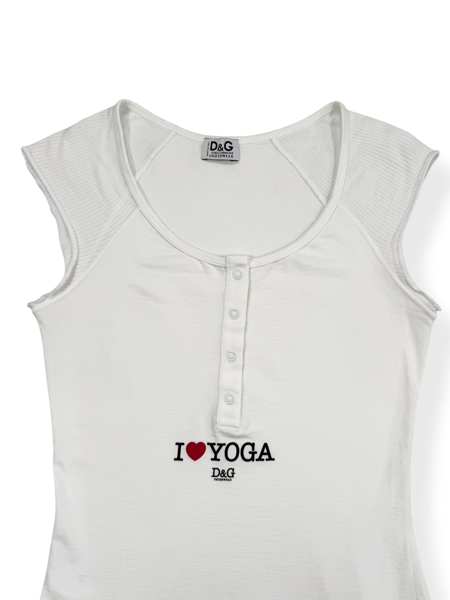 D&G “I ♥️ Yoga” Tee ♡ S
