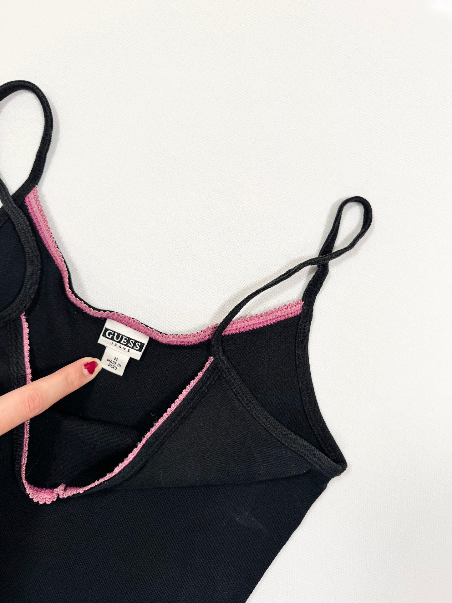 Guess Airbrush Logo Cami ♡ S