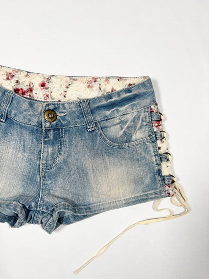 Floral Lace Up Sides Shorts ♡ Size S