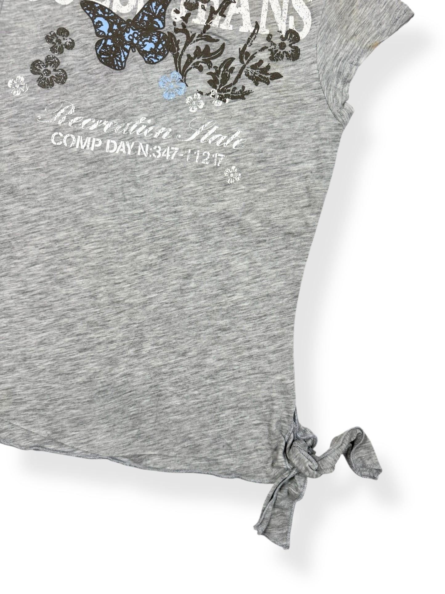 Guess Tee ♡ Size M