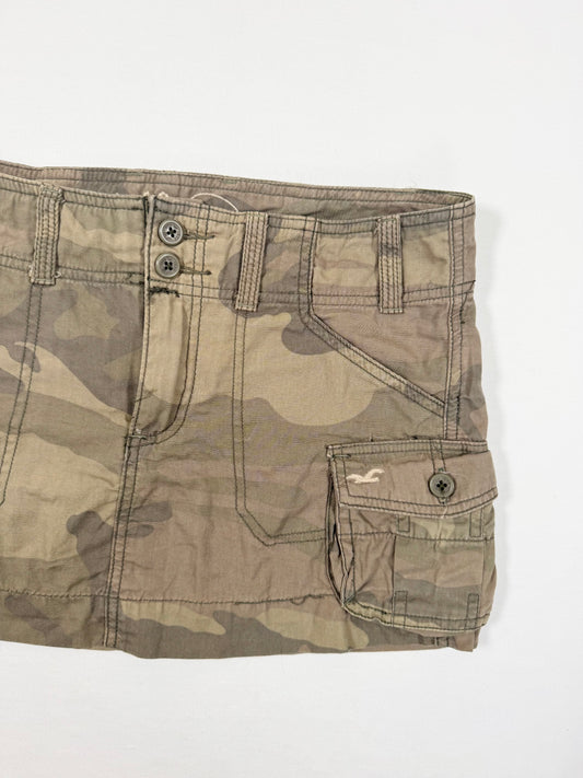 Hollister Camo Mini Skirt ☆ S