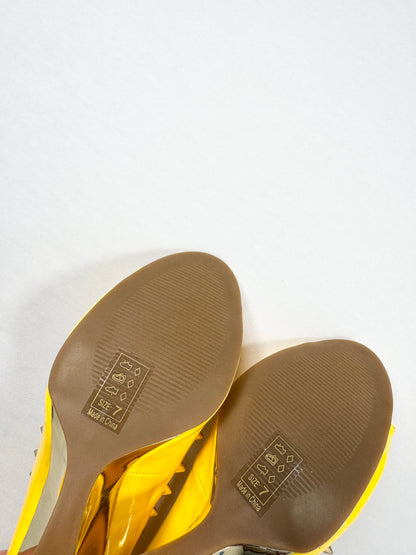 Shoe Republic LA Yellow Studded Heels ♡ 7