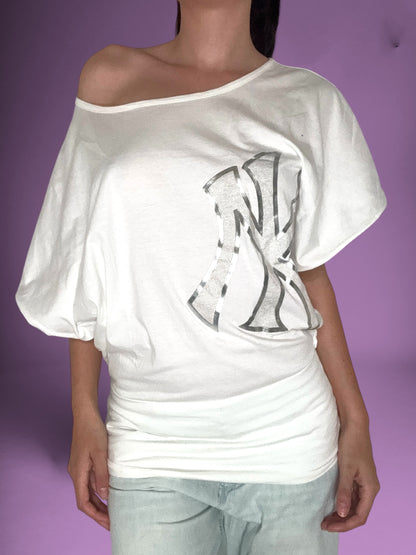 Yankees Bat Wing Top