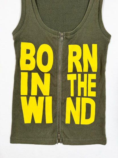 “Born in the wind” Zipper Tank ♡ Size S