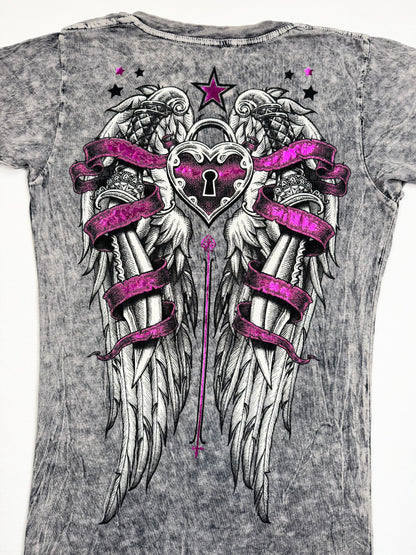 Sinful Wing Tee ♡ M