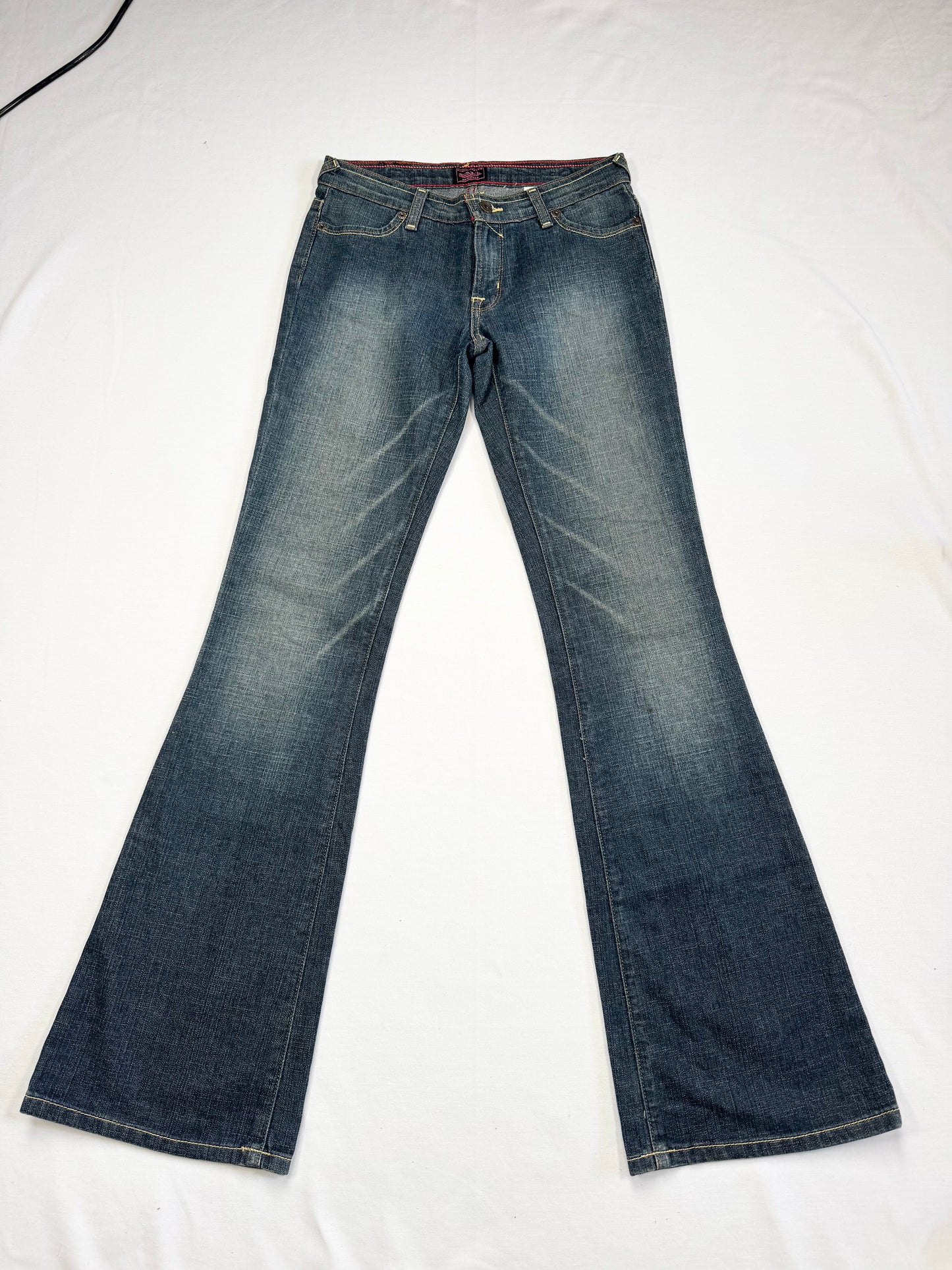 Von Dutch Blue Patch Flared Jeans ♡ 26”