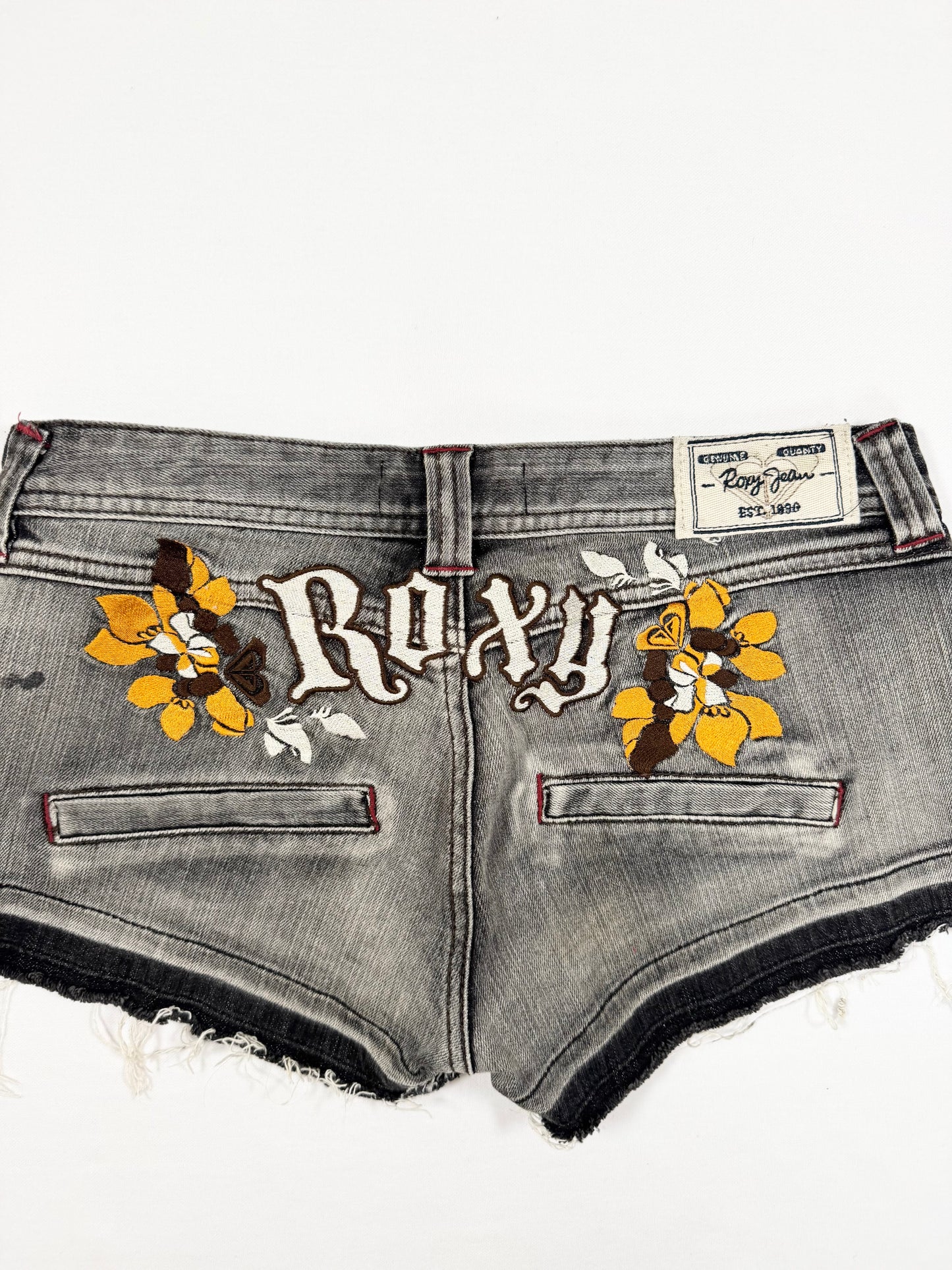 Roxy Embroidered Shorts ☆ S