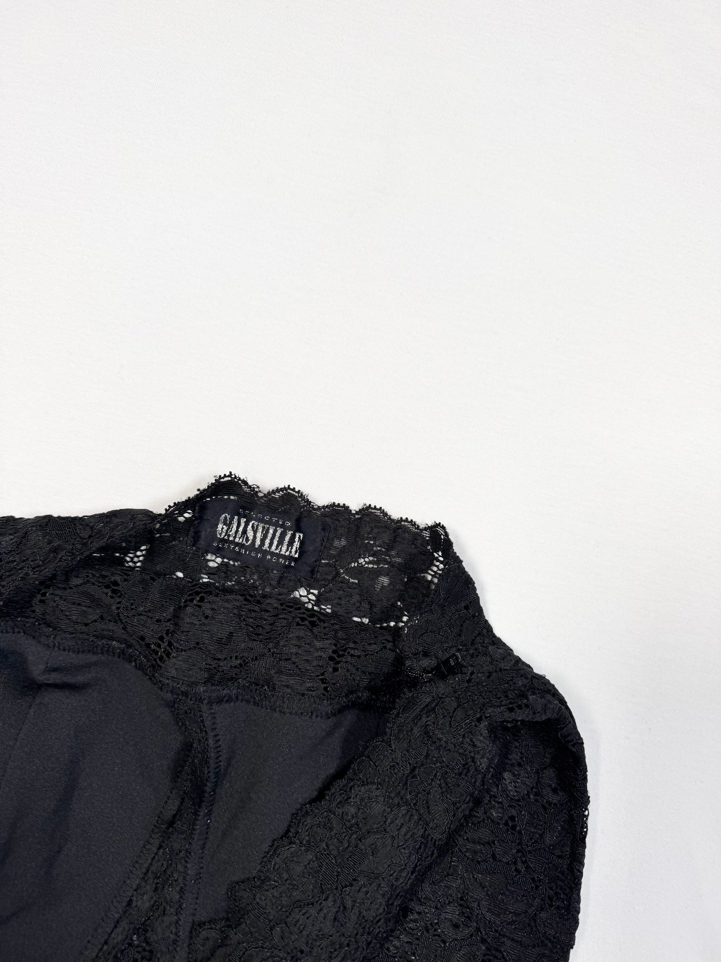 Black Lace Halter ♡ Size S