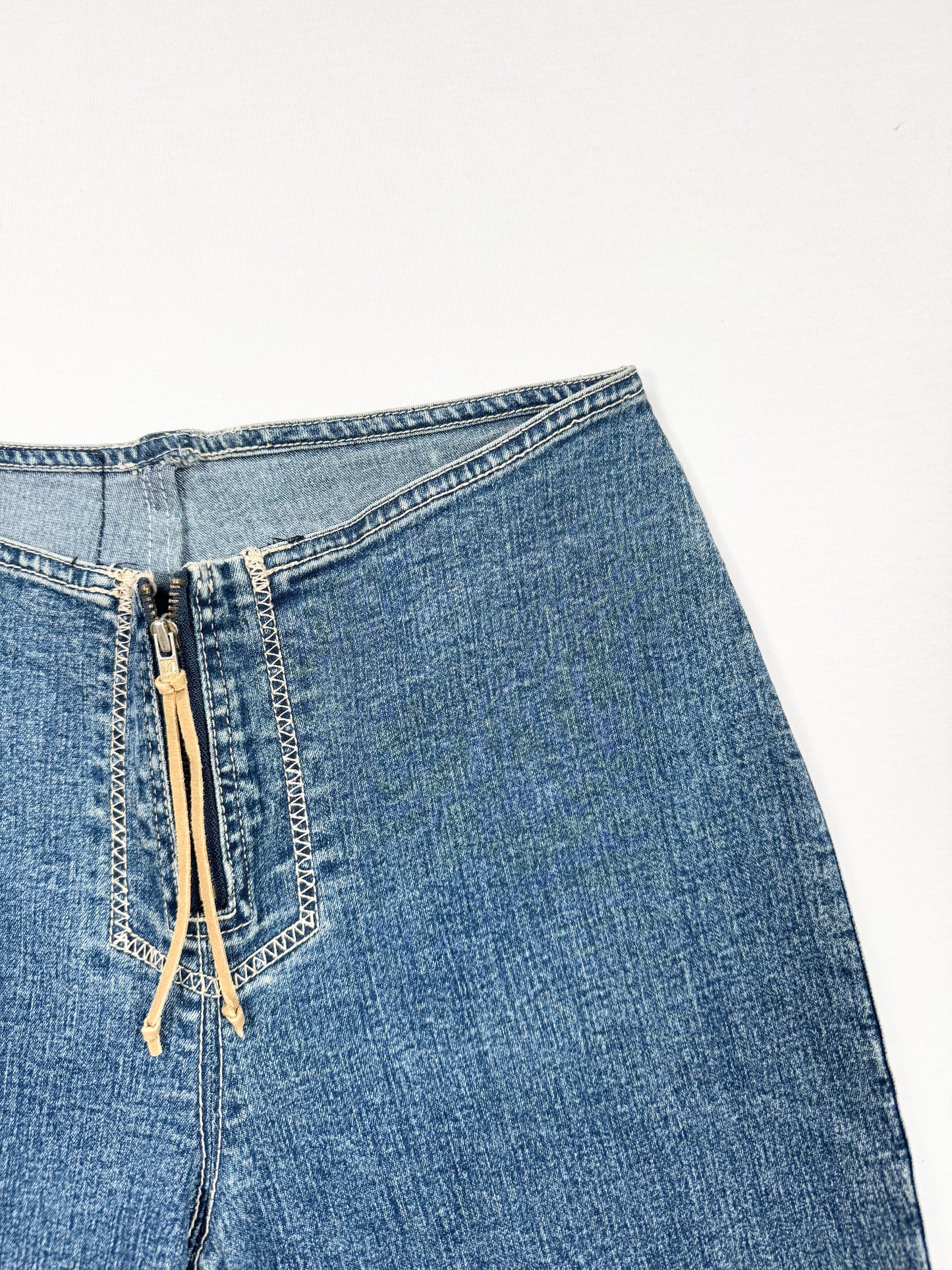 L.e.i Embroidered Suede Zip Flared Jeans ♡ S