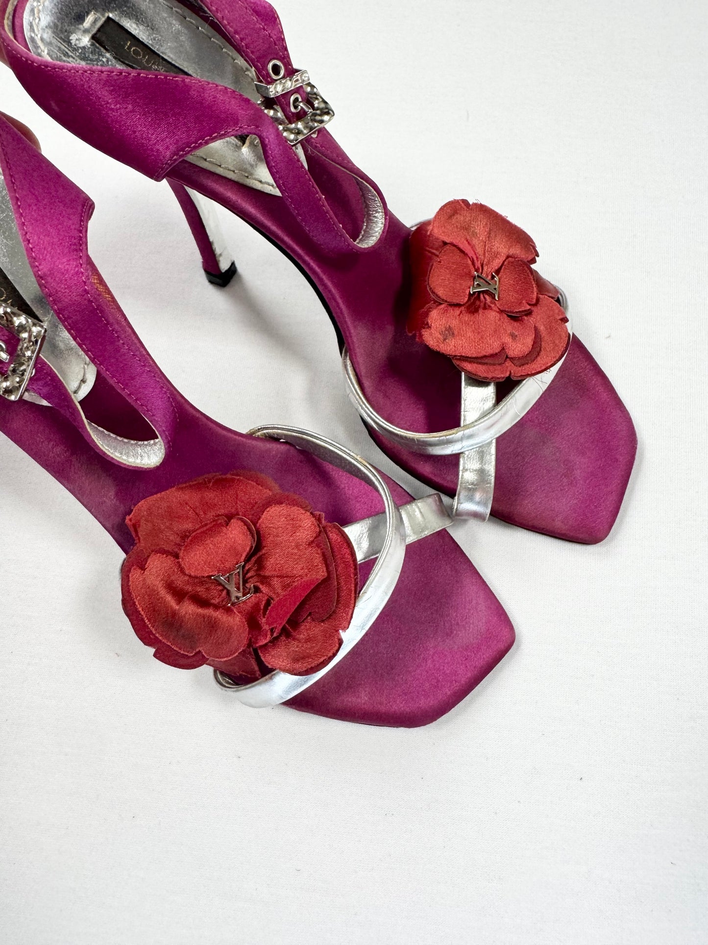 LV Fuchsia Satin Flower Heels ♡ 35.5