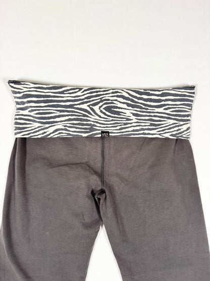 Victorias Secret Zebra Fold Over Leggings ♡ Size M