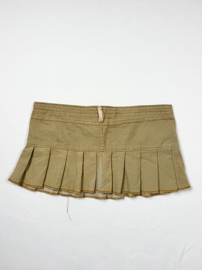 Billabong Pleated Mini Skirt ♡ M