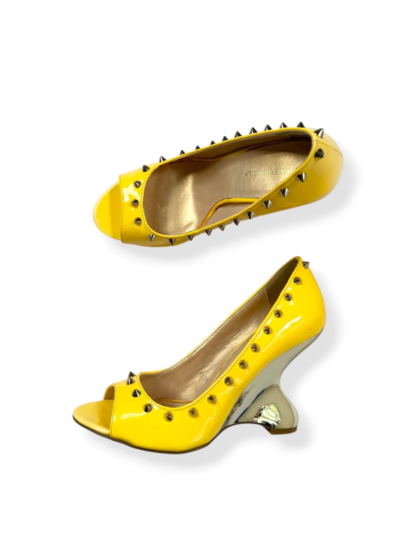Shoe Republic LA Yellow Studded Heels ♡ 7