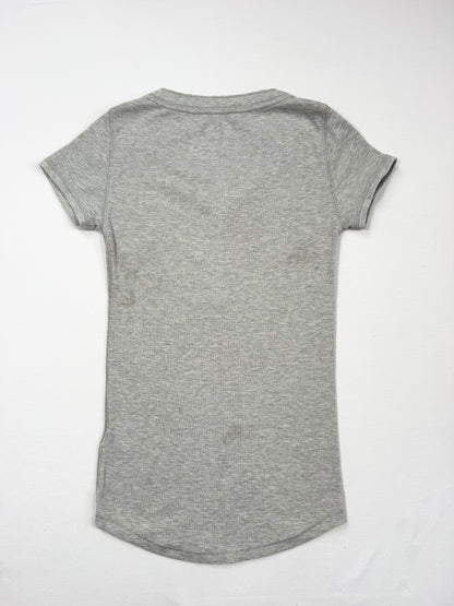 Aero Henley Tee ♡ M