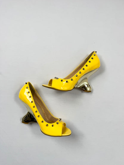 Shoe Republic LA Yellow Studded Heels ♡ 7