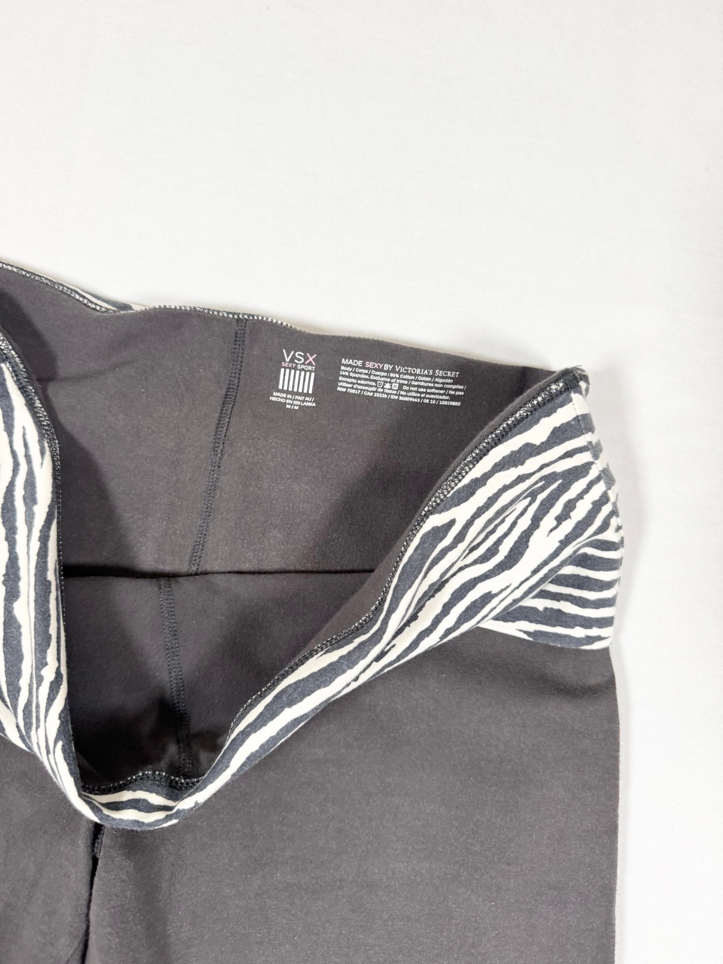 Victorias Secret Zebra Fold Over Leggings ♡ Size M