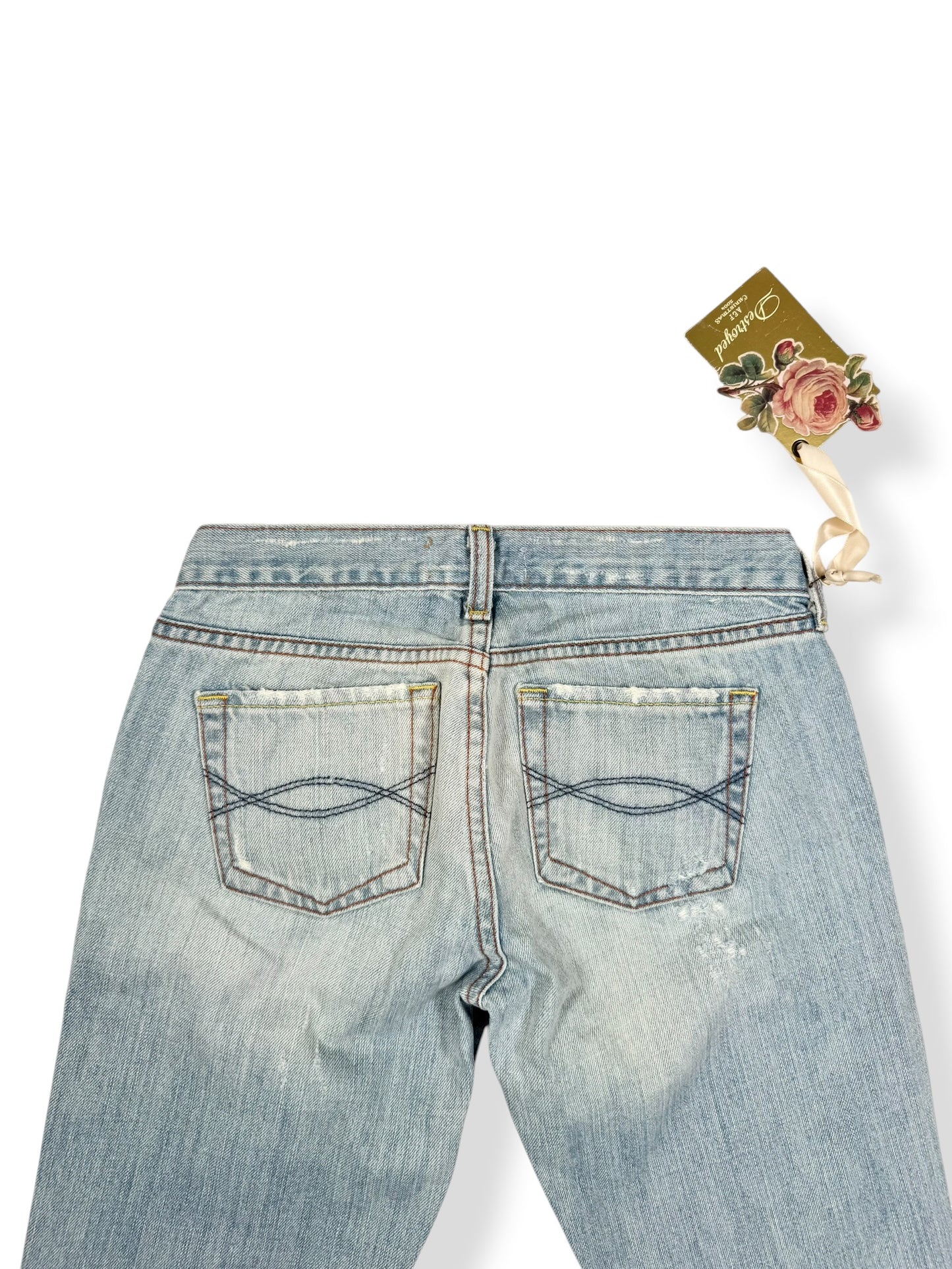 Abercrombie & Fitch Distressed Flared Jeans ♡ XS