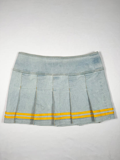 Sporty 00s Pleated Mini Skirt