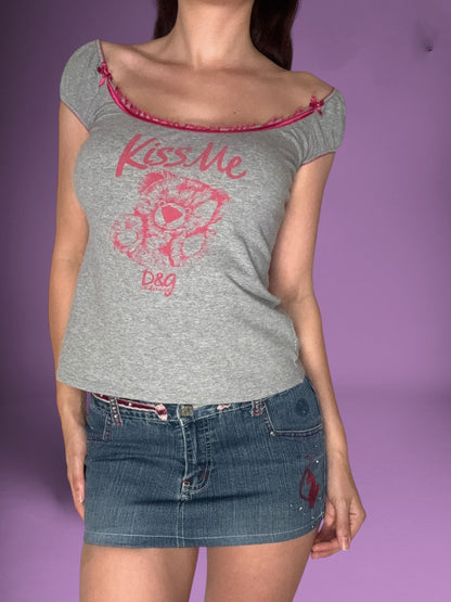 D&G Kiss Me Teddy Tee ♡ Size M