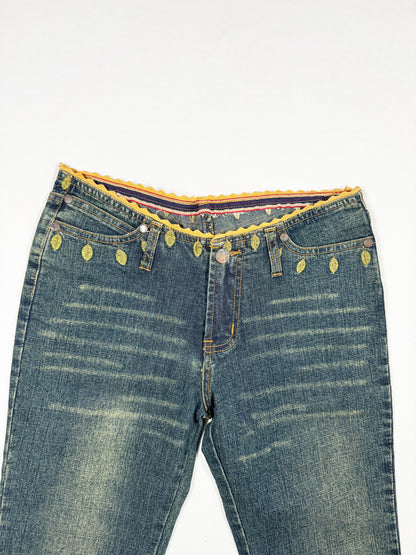 Embroidered Flared Jeans ♡ Size XS