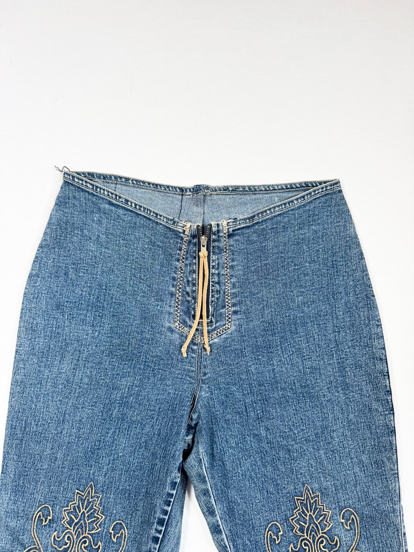 L.e.i Embroidered Suede Zip Flared Jeans ♡ S