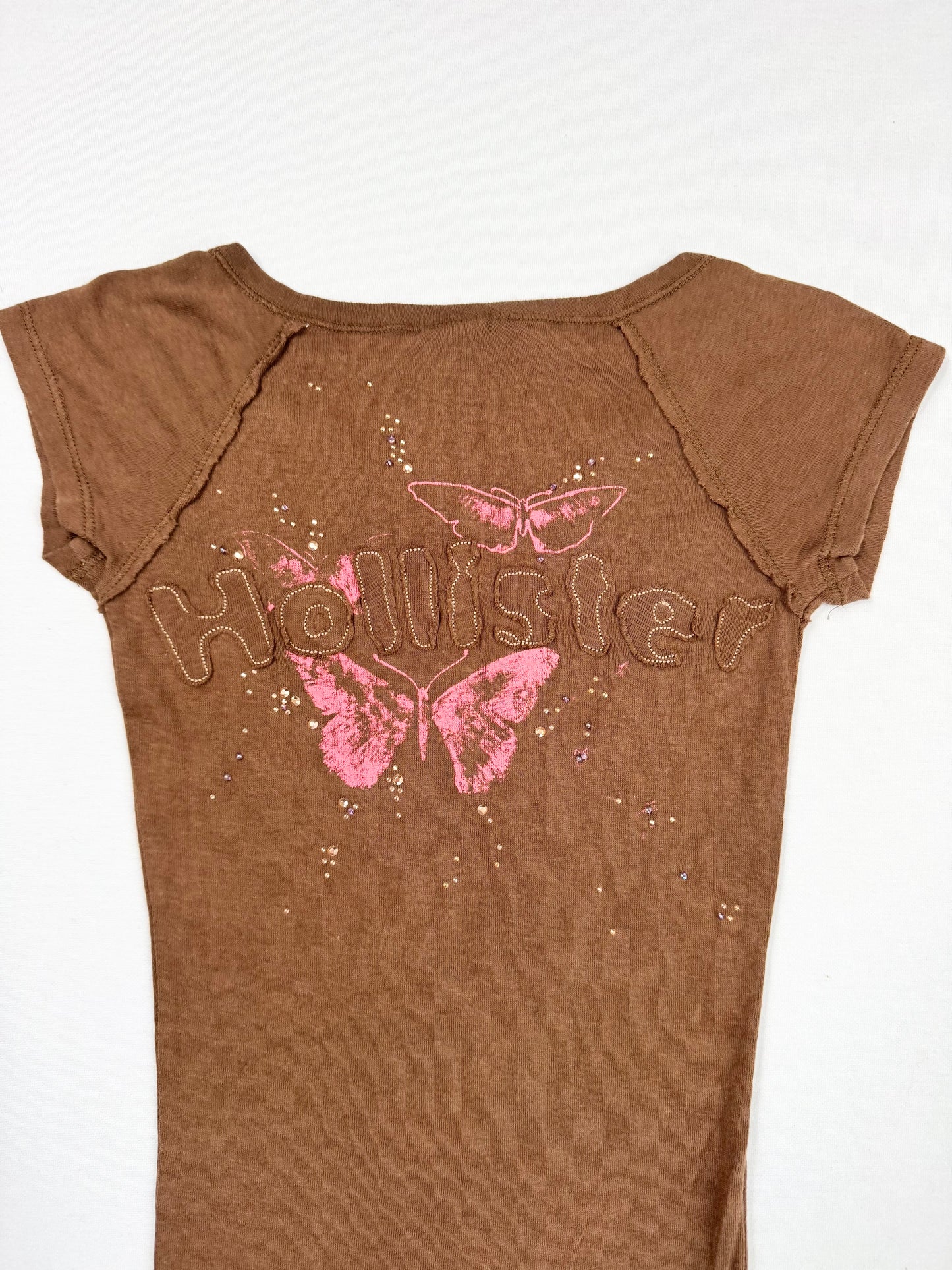 Hollister Brown Butterfly Tee ♡ XS