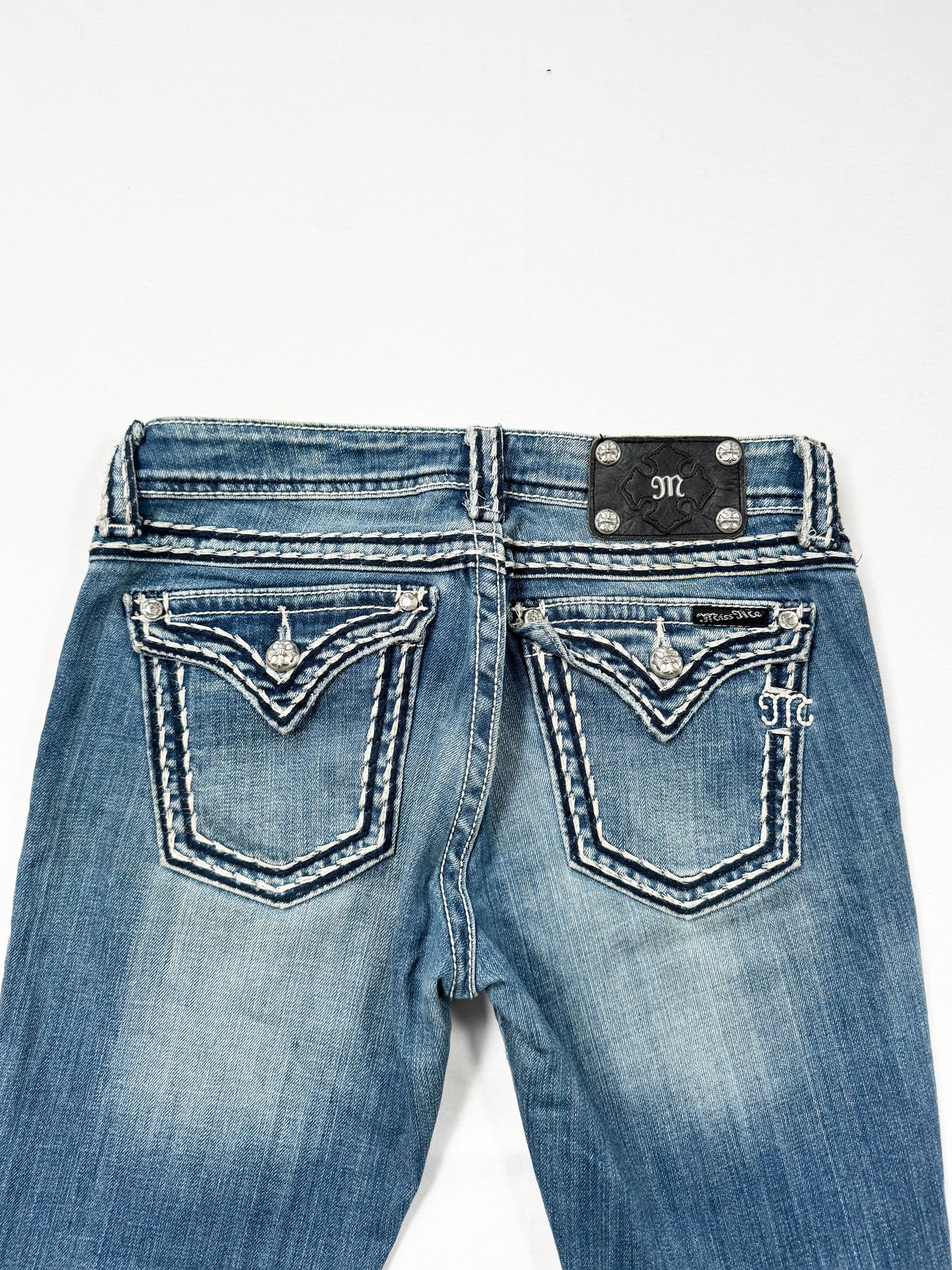 Miss Me Flared Jeans ♡ 29”