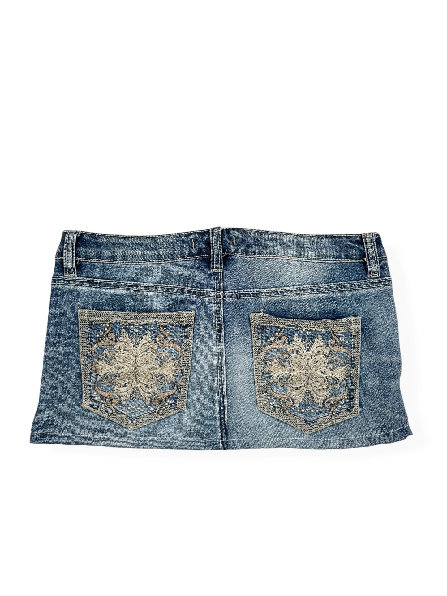 Embroidered Mini Skirt ♡ Size M