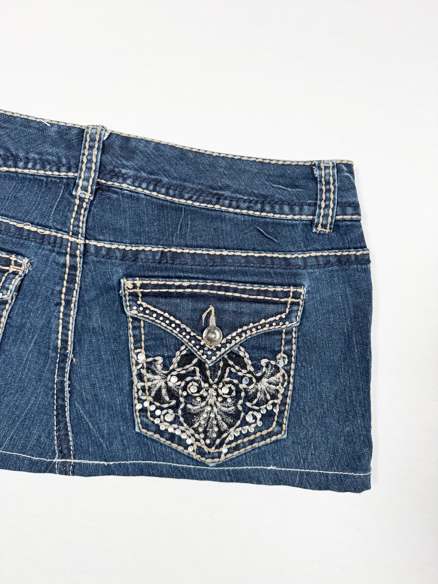 Grunge Mini Skirt ♡ Size M