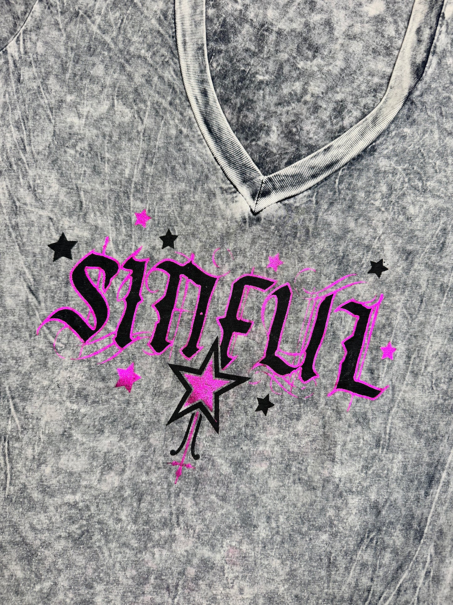 Sinful Wing Tee ♡ M