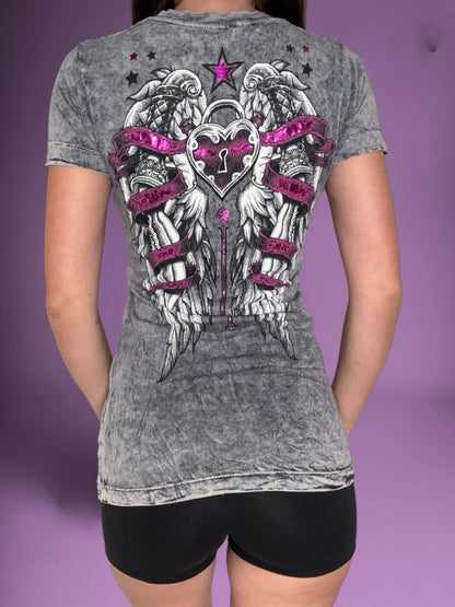 Sinful Wing Tee ♡ M