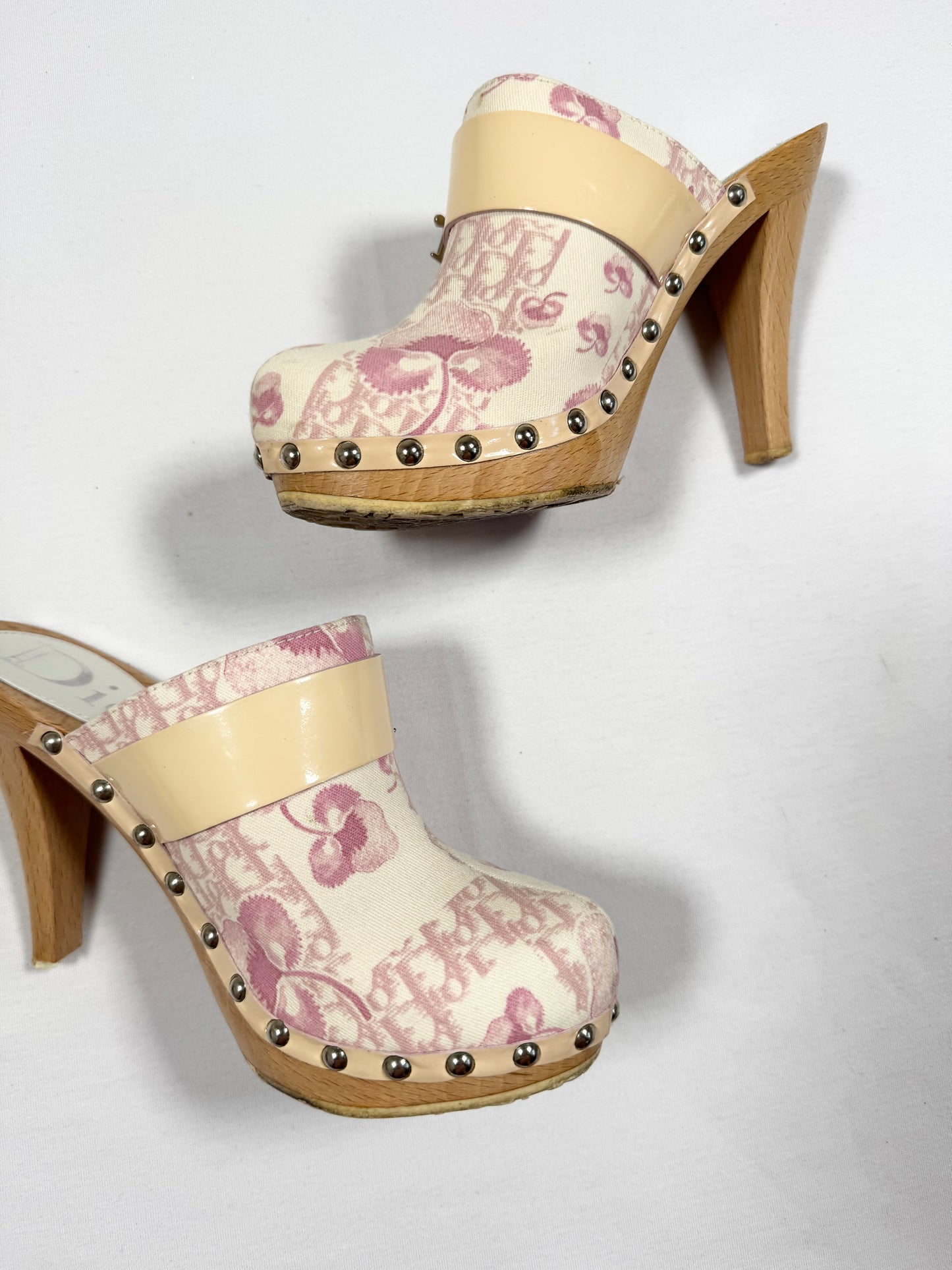 Dior Trotter Blossom Clogs ♡ Euro 34