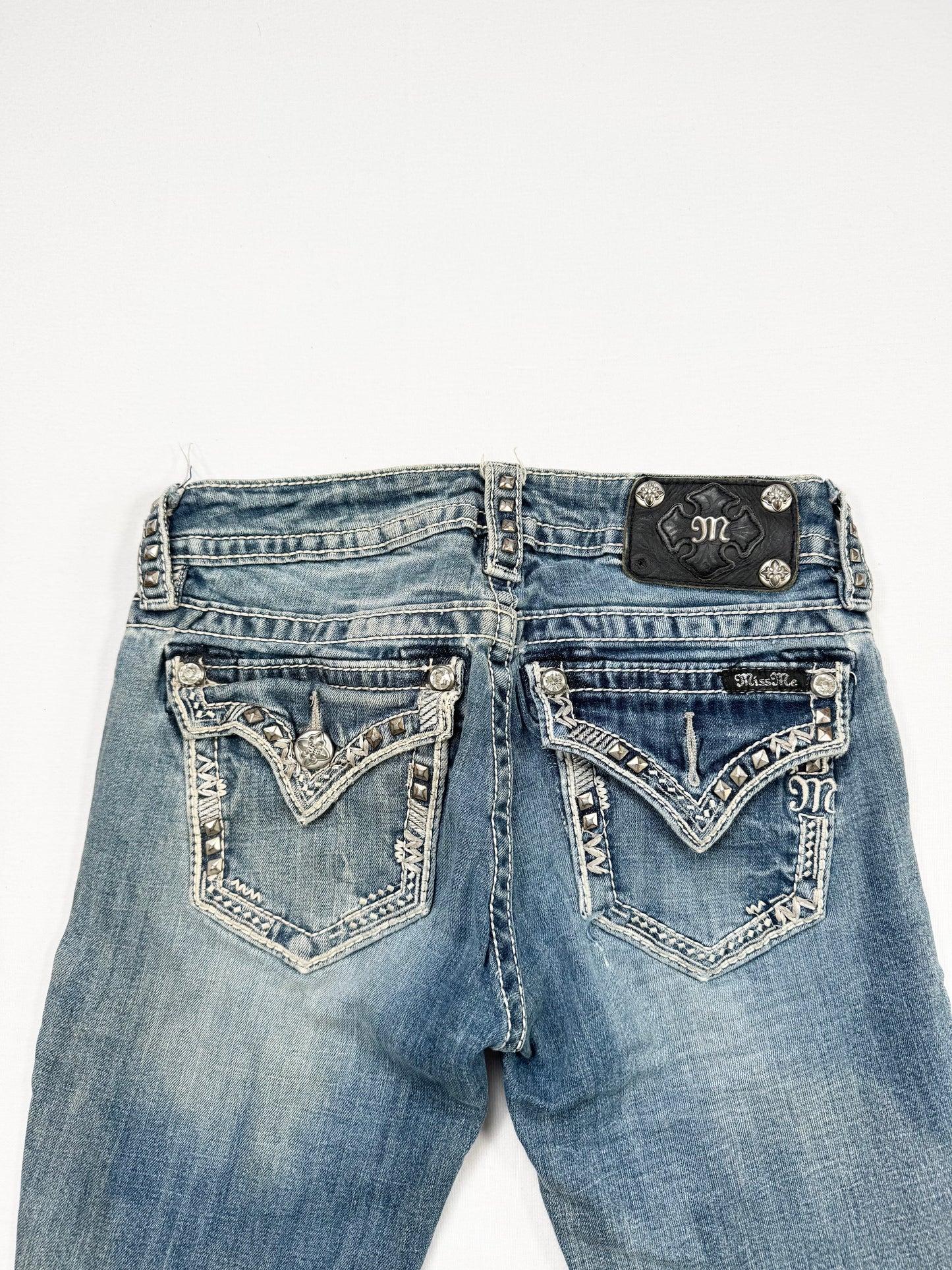 Miss Me Studded Flared Jeans ♡ 25”