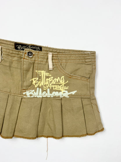 Billabong Pleated Mini Skirt ♡ M